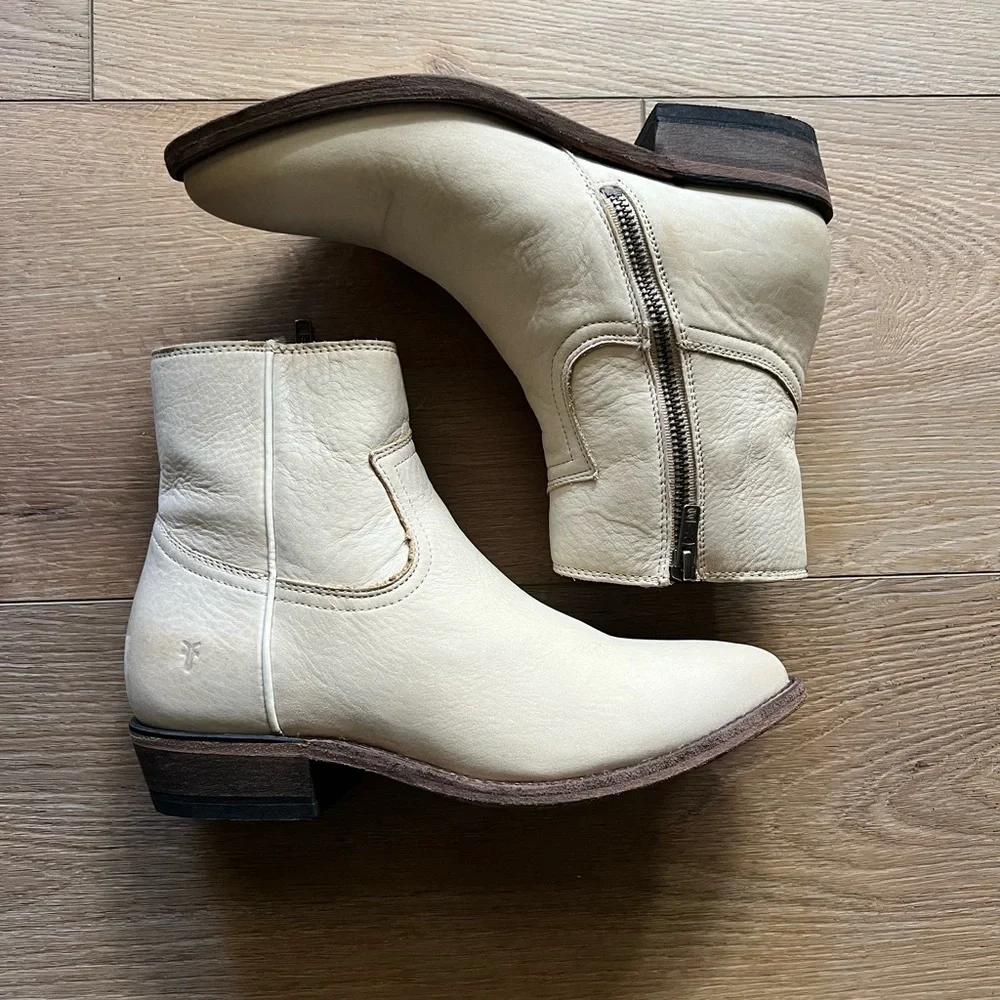 Frye Billy Short Ankle Boots